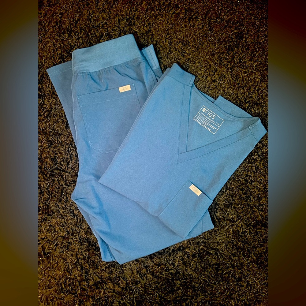 FIGS Women's Deep Reef Yola & Catarina Scrub Set, limited edition! NEVER WORN!